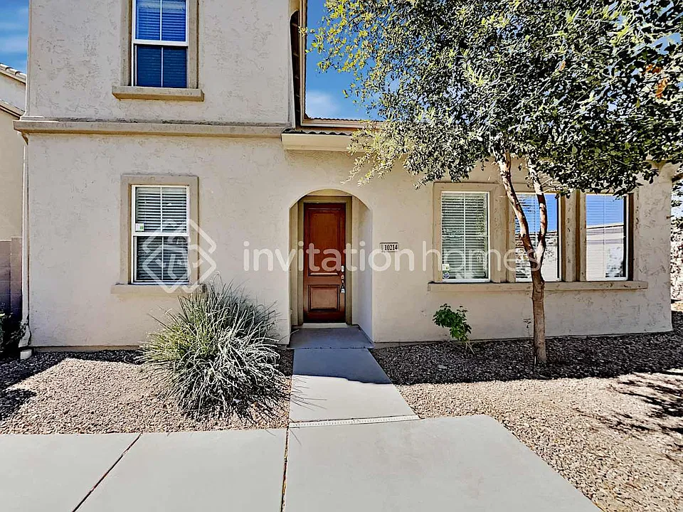 10214 E Isleta Ave