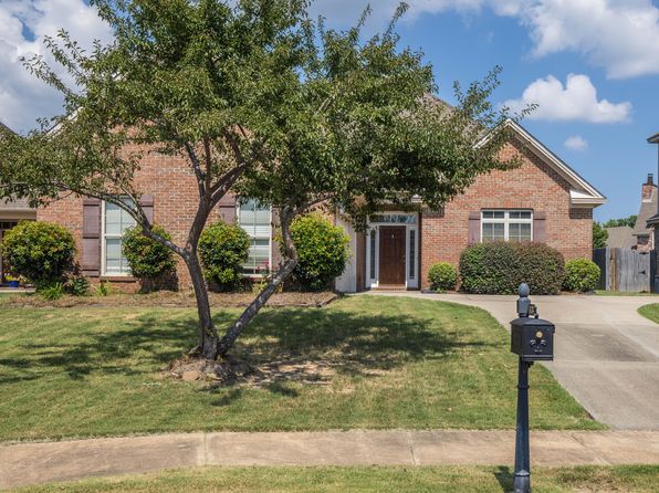 1128 Haylee Brook Ln