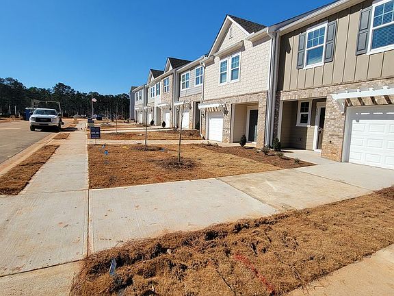4th image of 153 Indon Dr