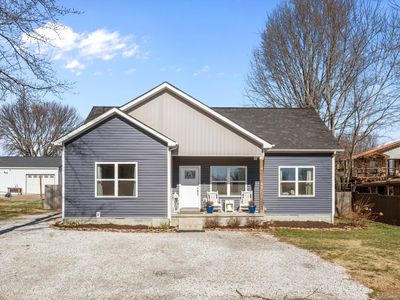 90 College Ct, Mc Ewen, TN, 37101