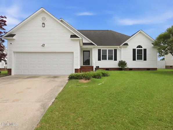 726 E Main Street, Winterville, NC 28590