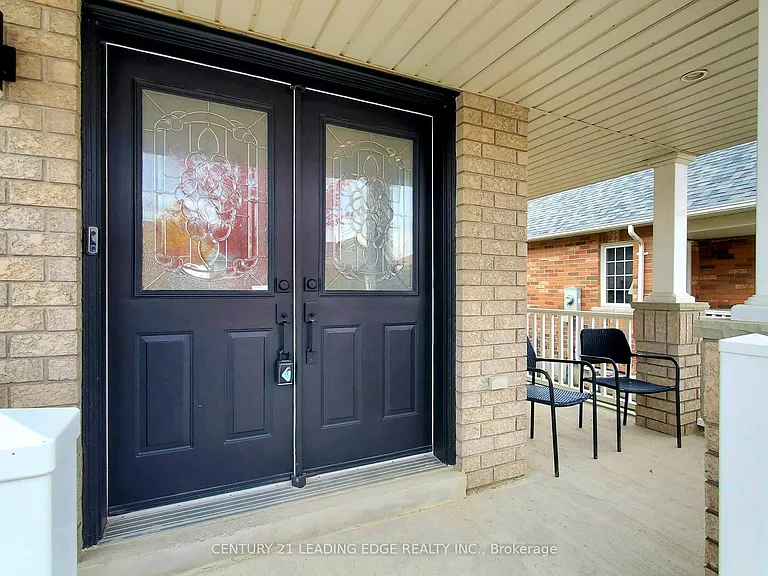 29 Pardon Ave — Photo 3