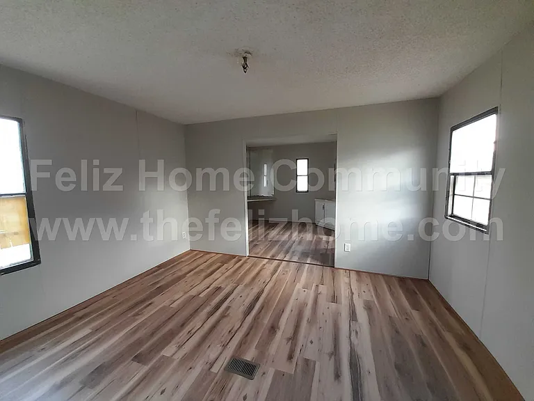 30 McLean Dr #48 — Photo 6