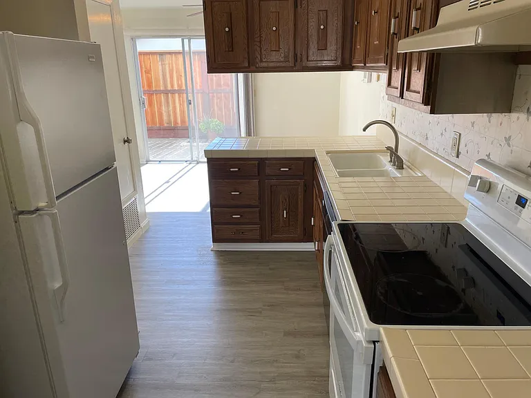 1253 Los Olivos Dr #48 — Photo 8