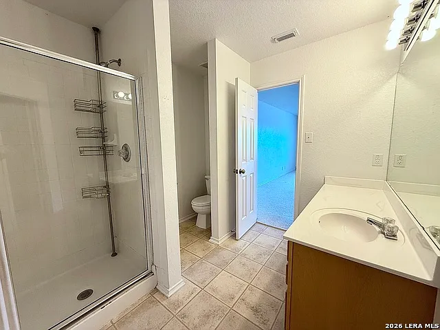 2051 Club Xing — Photo 19