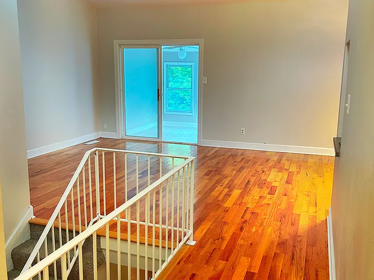663 Hiddenwood Ct — Photo 9