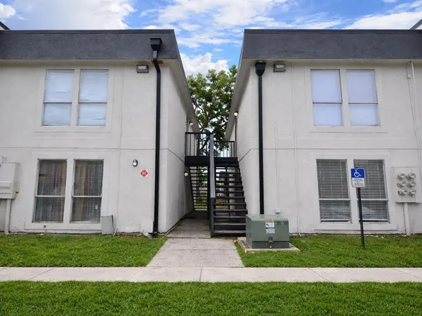 8425 Cerro Cir APT 163, Tampa, FL 33617