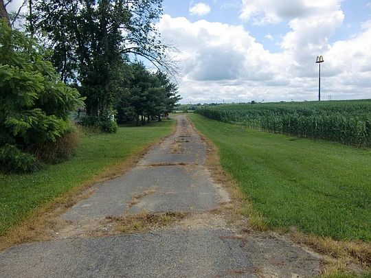 2nd image of 6233 State Route 95