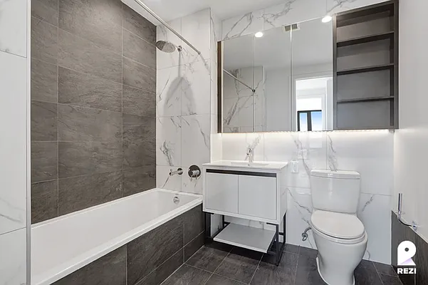 Rented by REZI | media 8