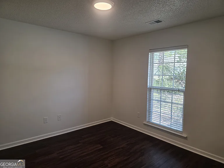 434 Roberts Way — Photo 14