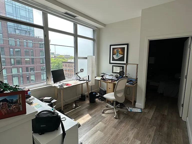 50 E Berkeley St #202 — Photo 2
