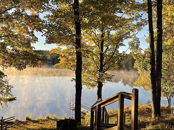 4th image of 154 W Camp Lake Rd