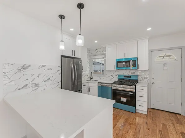 5206 Avenue M image 6 of 21