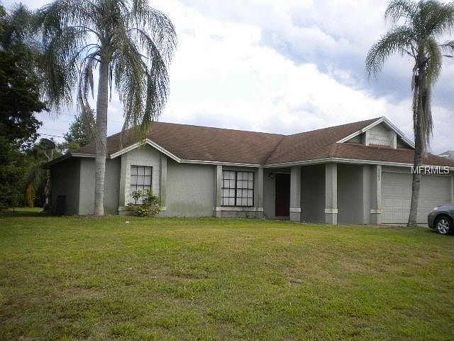 2nd image of 2381 Kerridale St