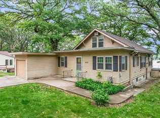 1209 Lake Shore Dr, Okoboji, IA 51355