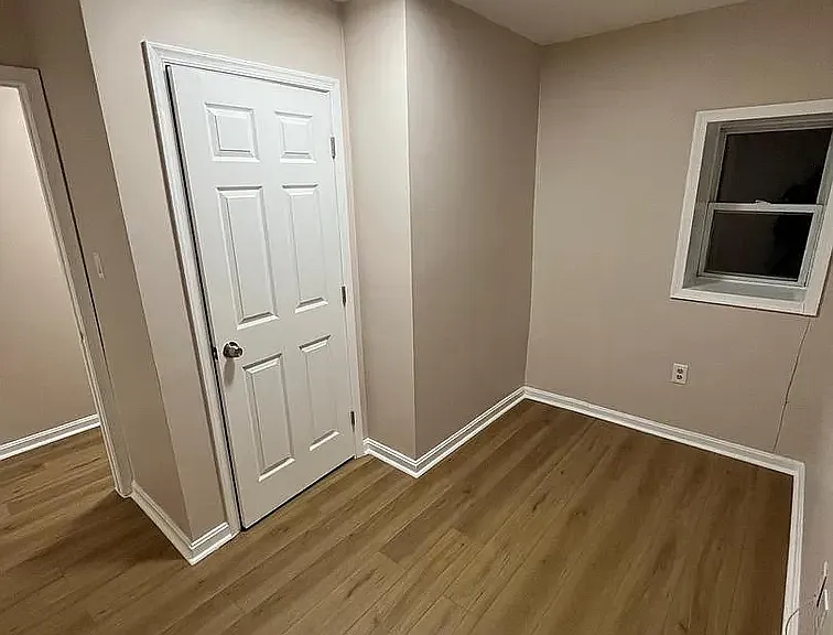 2317 E Fayette St — Photo 21