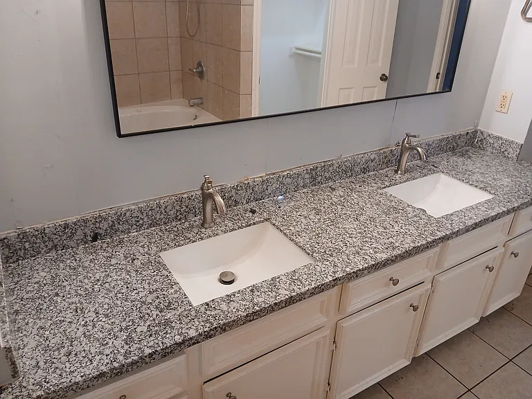 2723 Roseheath Ln — Photo 13