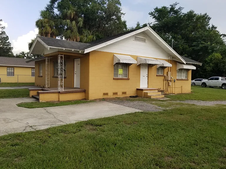 37010 Coleman Ave — Photo 1