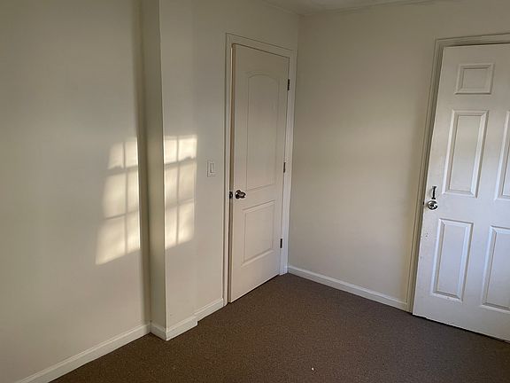 5th image of 8931 114th St
