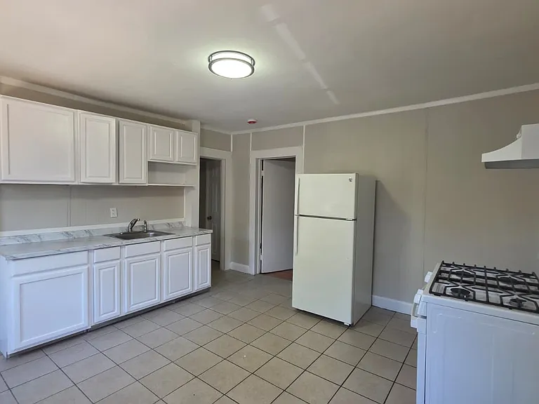 213 Saltonstall Ave #1 — Photo 1