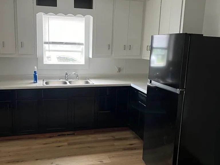 S Lincoln St — Photo 12