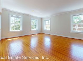 3267 N St NW, Washington, DC 20007