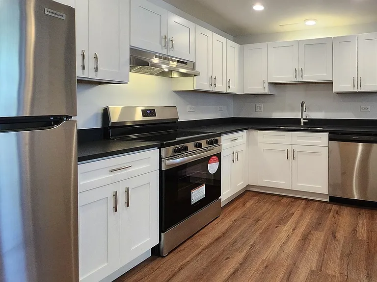 2763 N Sawyer Ave #2763 — Photo 1