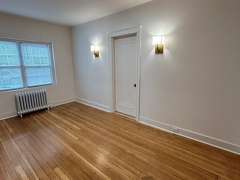 109 Montgomery St #2 — Photo 16