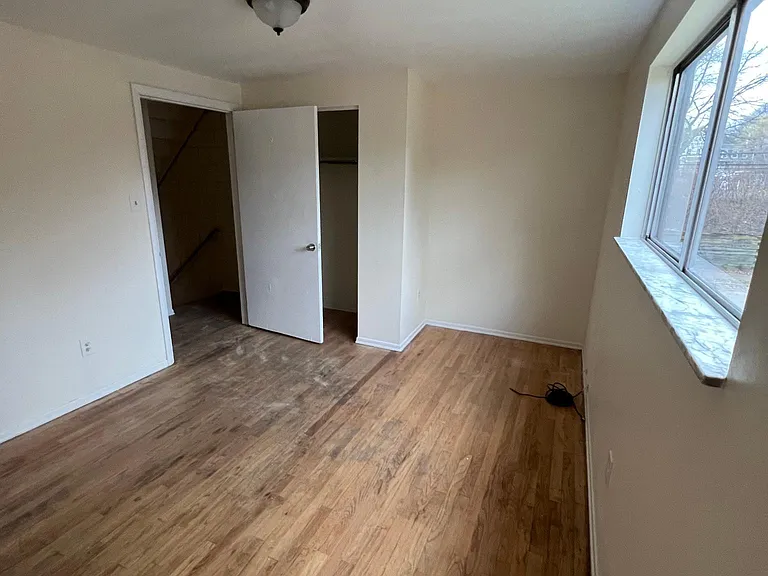 406 Rebecca Ave — Photo 22