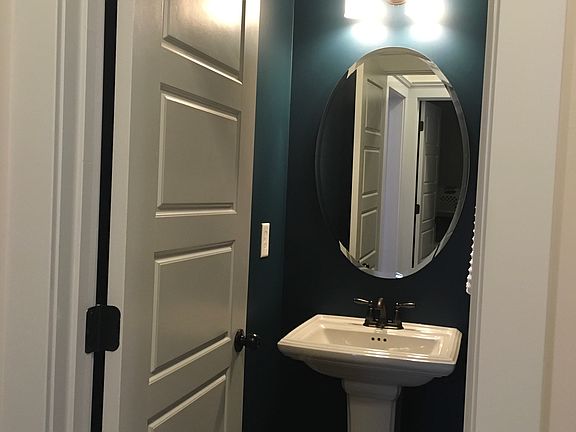 3rd image of 2117 Blueberry St