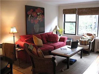 Rented by R New York