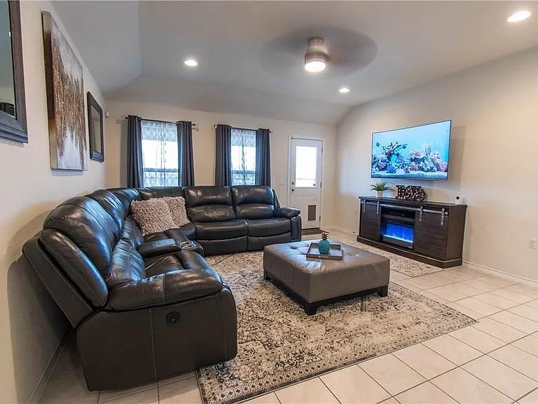3009 Armidale Dr — Photo 12