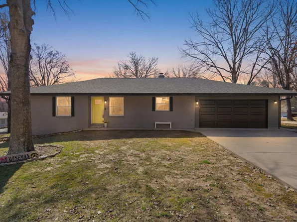 120 Oak Drive, Kimberling City, MO 65686