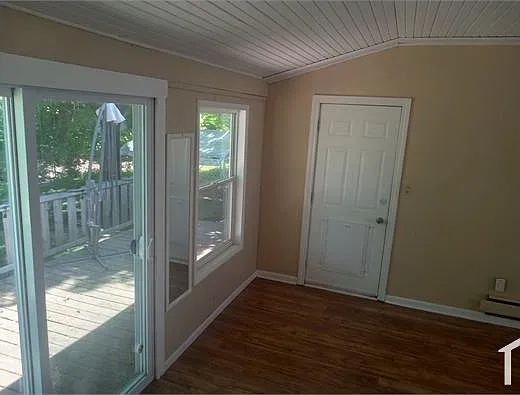12710 N Saginaw St #MAIN — Photo 19
