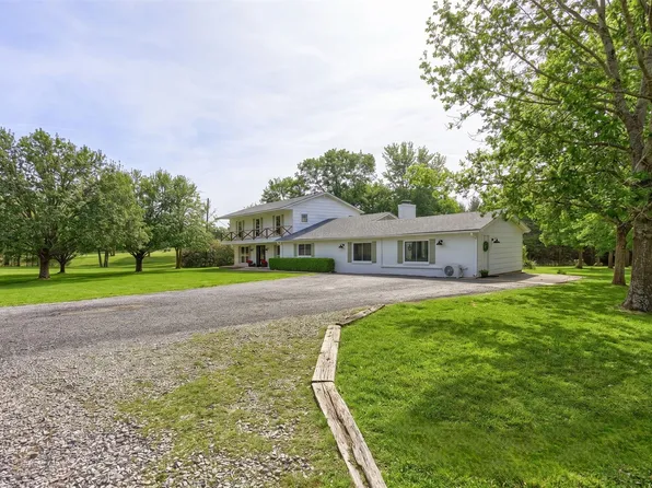 1566 Davy Ln, Denison, TX 75020