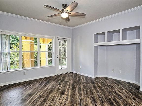 4th image of 3615 CONROY ROAD #612