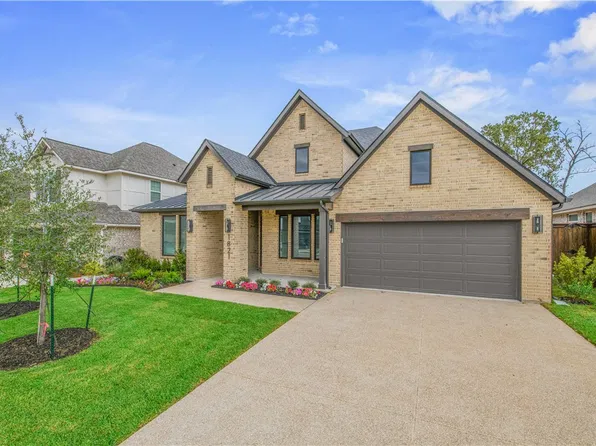 1821 Register Ct, College Station, TX 77845