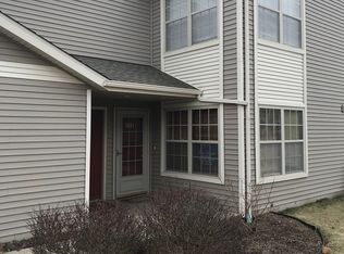 931 Arvle Cir #931, Sycamore, IL 60178