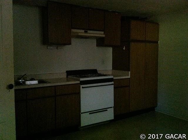 2nd image of 506 SE 4th Ave #B