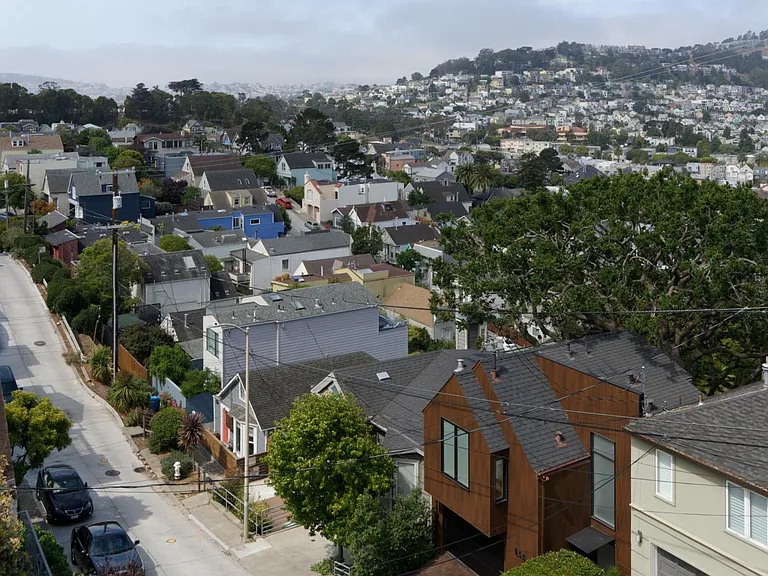View down Elsie street towards Mission street and Glen Park