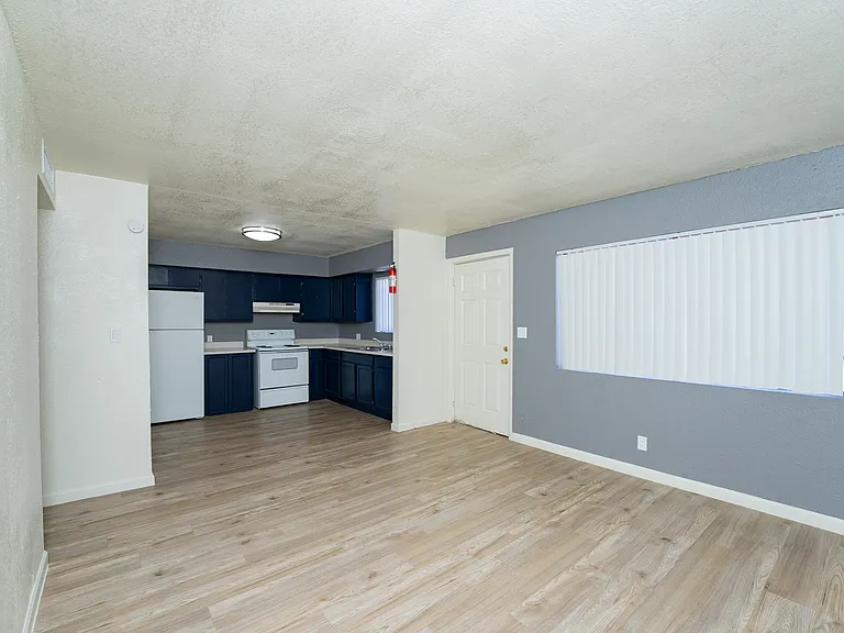 Vista Del Prado Apartments — Photo 6