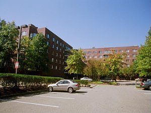3rd image of 609 W So Orange Ave #6G