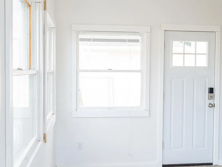 4340 Maplegrove Dr — Photo 18