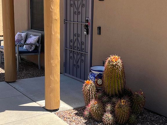 4th image of 3901 S Calle Viva