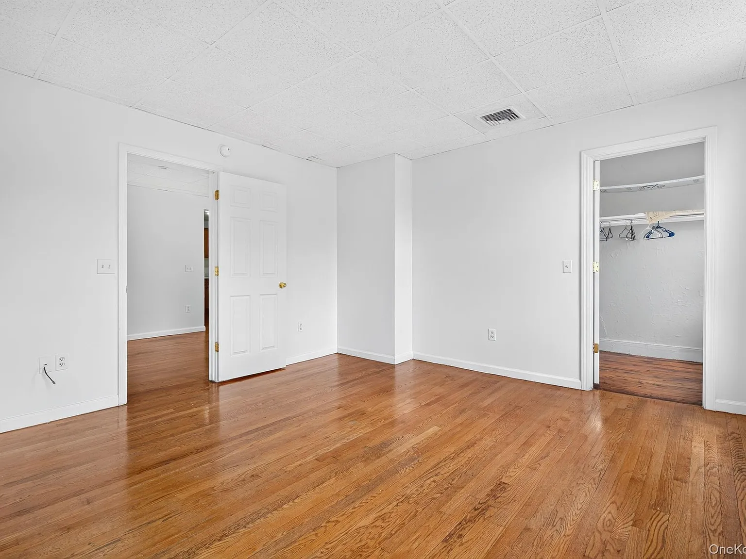 2 bed, 1.0 bath, 1100 sqft, $1,850 — Photo 4