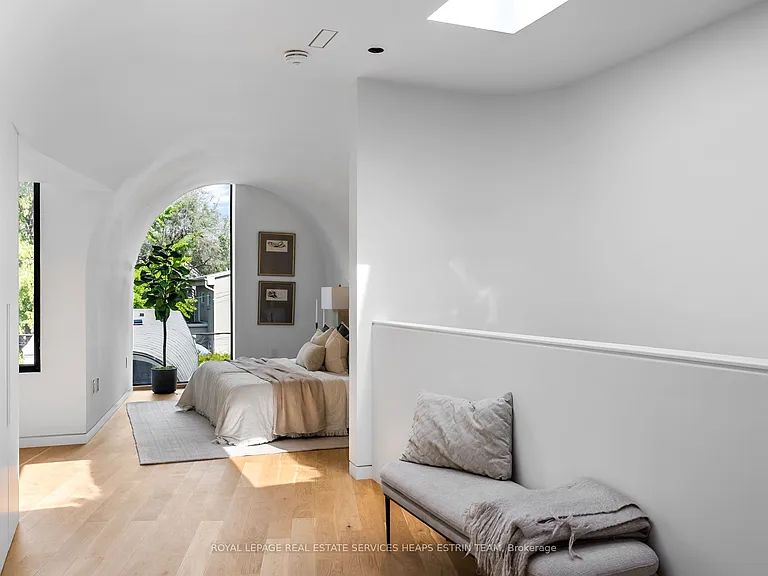 44 Foxley St — Photo 14