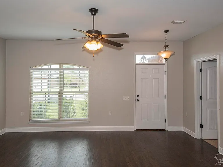 5785 Jade Moon Cir — Photo 7