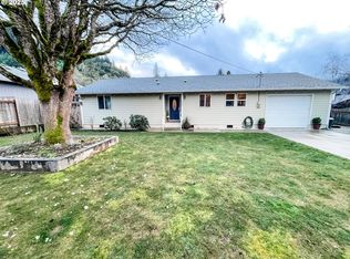 222 Arrow Way, Myrtle Creek, OR 97457