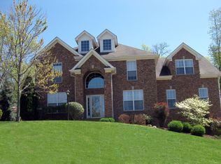 333 Red Feather Ln, Brentwood, TN 37027