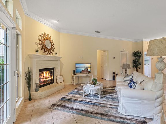 3rd image of 1708 Sandpiper Ct